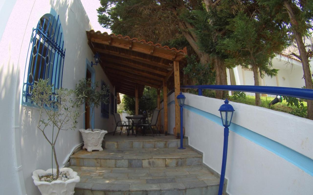 Blue & White Maisonette Over The Sea Near Sounio Cap Cap Sounion Extérieur photo