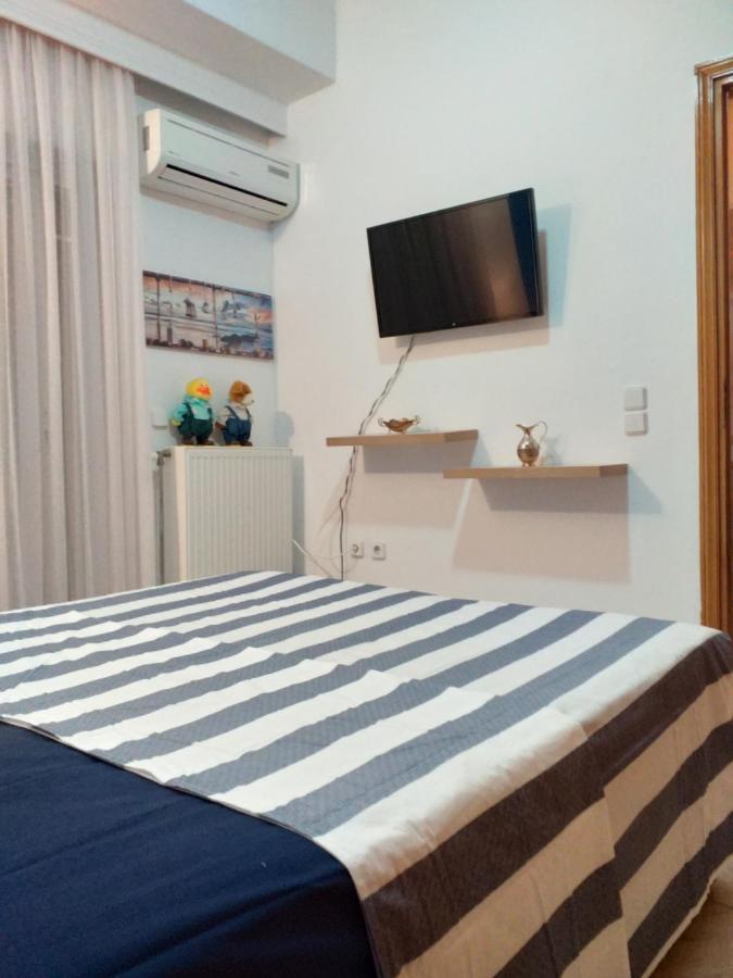 Blue & White Maisonette Over The Sea Near Sounio Cap Cap Sounion Extérieur photo